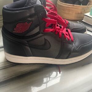 Jordans men’s Black and Red Sneakers